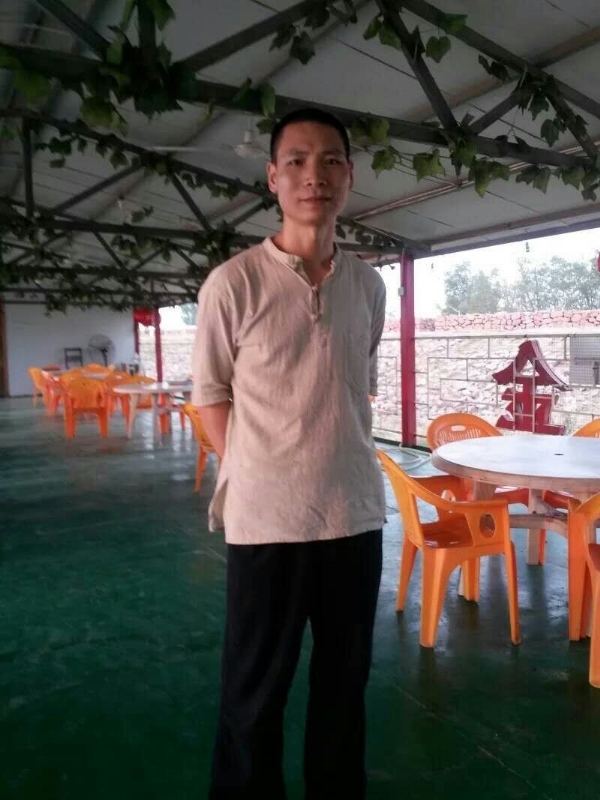 周哥的第三张照片--连江相亲服务中心