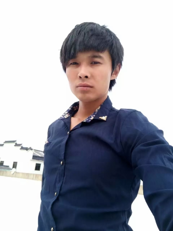 庸人自扰的第一张照片--连江相亲服务中心