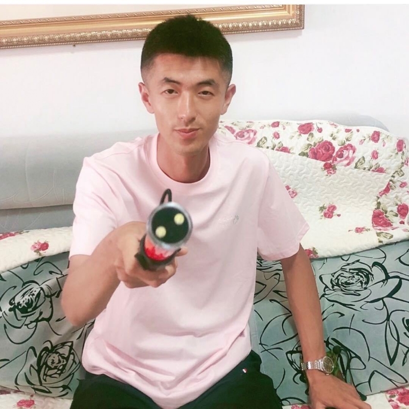 转身留下孤独的她的第一张照片--连江相亲服务中心