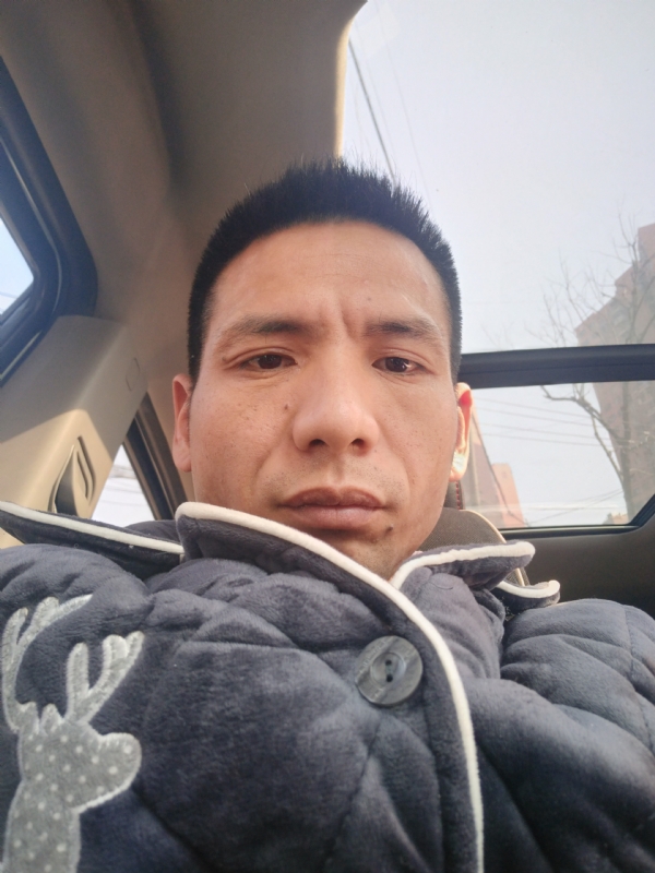 青春不长在的第一张照片--连江相亲服务中心