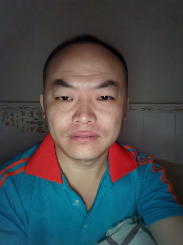 与子携老的第三张照片--连江相亲服务中心