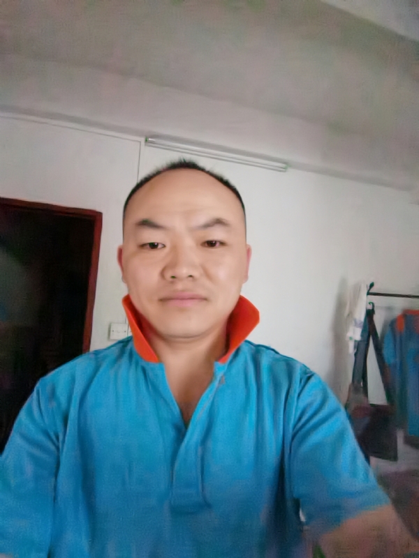与子携老的第五张照片--连江相亲服务中心