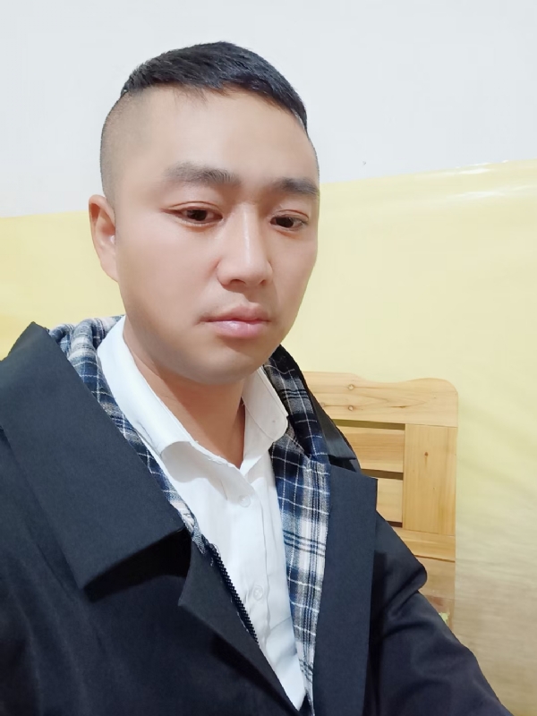 小天的第一张照片--连江相亲服务中心