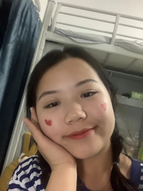 轻轻的一片云的第一张照片--连江相亲服务中心