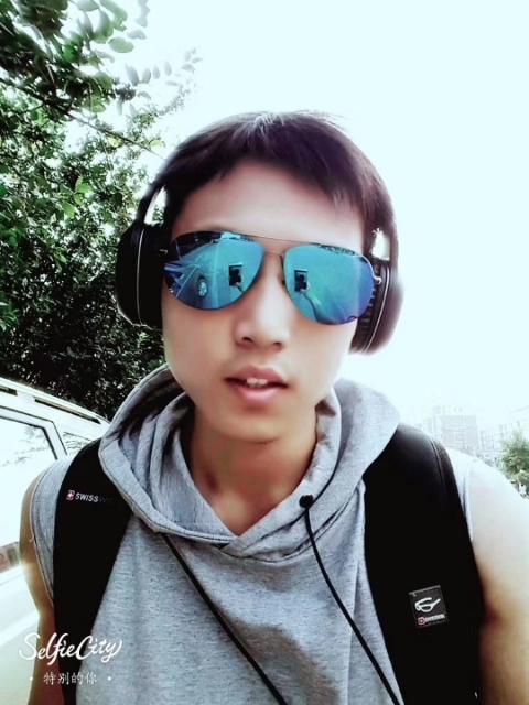 失意的人的第一张照片--连江相亲服务中心
