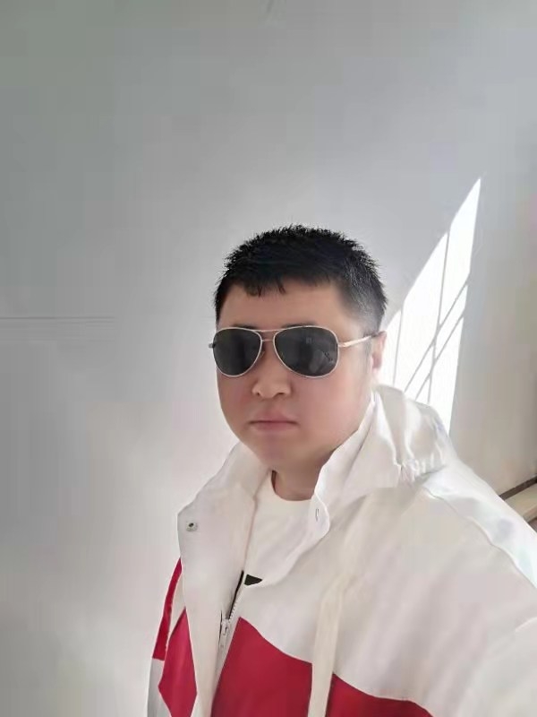 大漠叔叔的第一张照片--连江相亲服务中心
