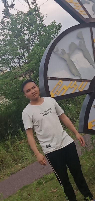 愉快的阳光的第一张照片--连江相亲服务中心