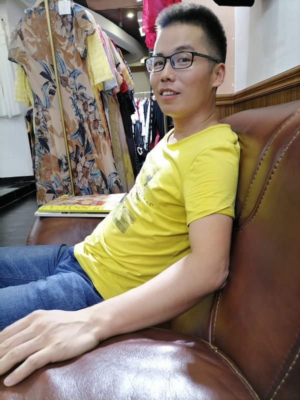 汪顺鹏的第一张照片--连江相亲服务中心