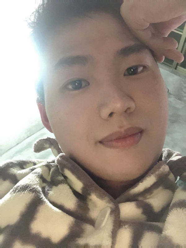 她的第四张照片--连江相亲服务中心