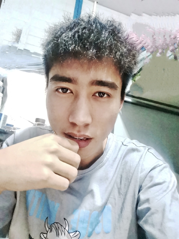 未来可期的第一张照片--连江相亲服务中心