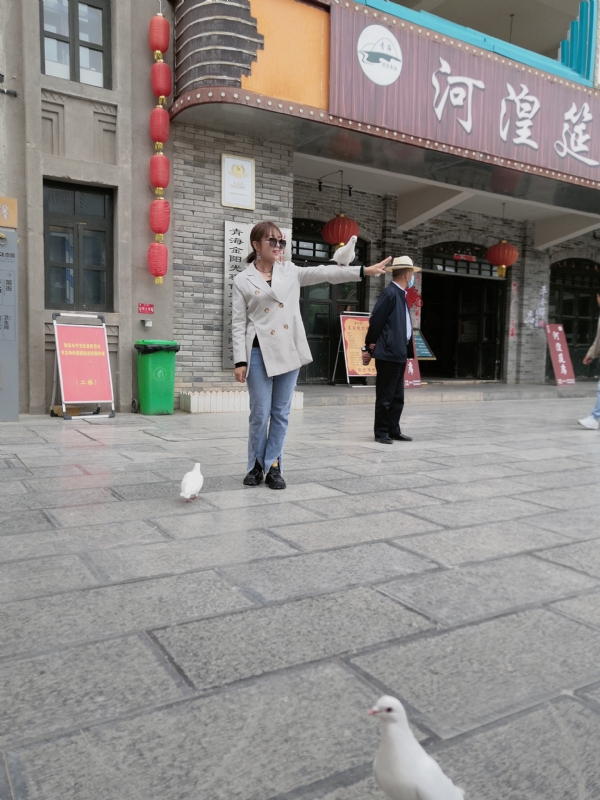 艳艳的第一张照片--连江相亲服务中心