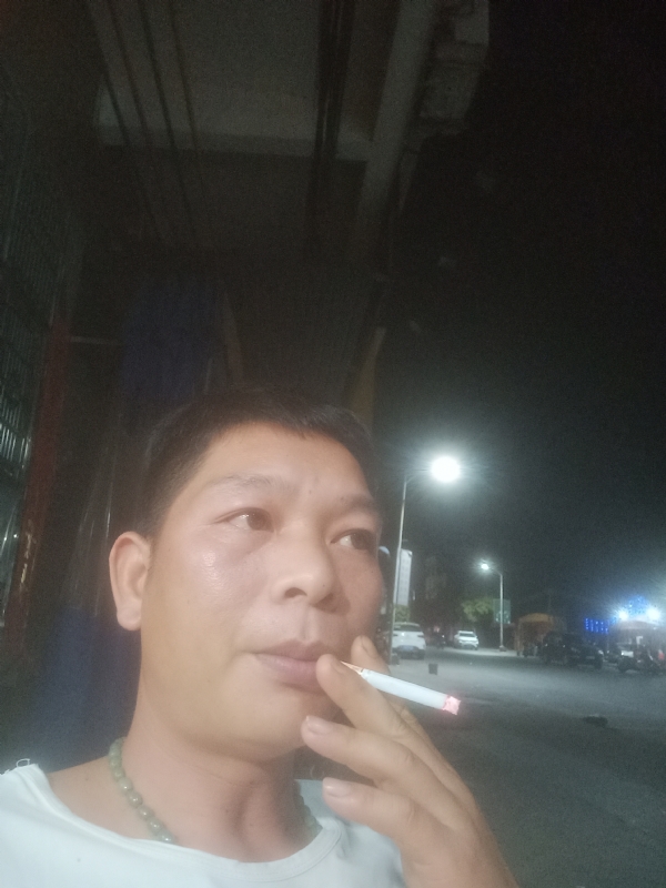 善解人意的第二张照片--连江相亲服务中心
