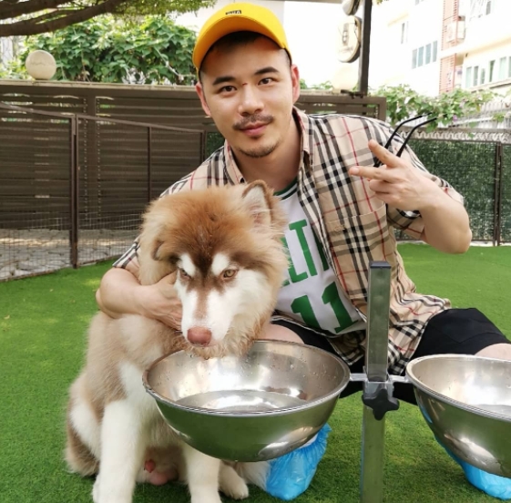 坚持的第一张照片--连江相亲服务中心