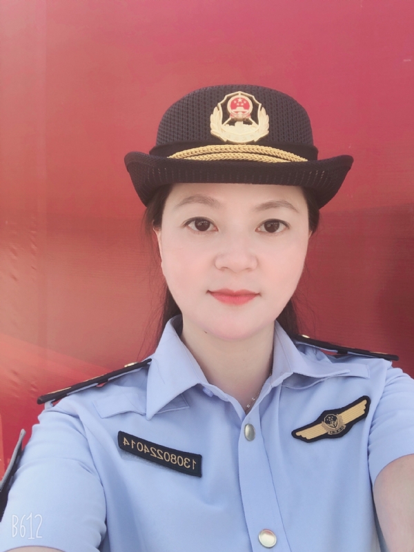 明明的第一张照片--连江相亲服务中心