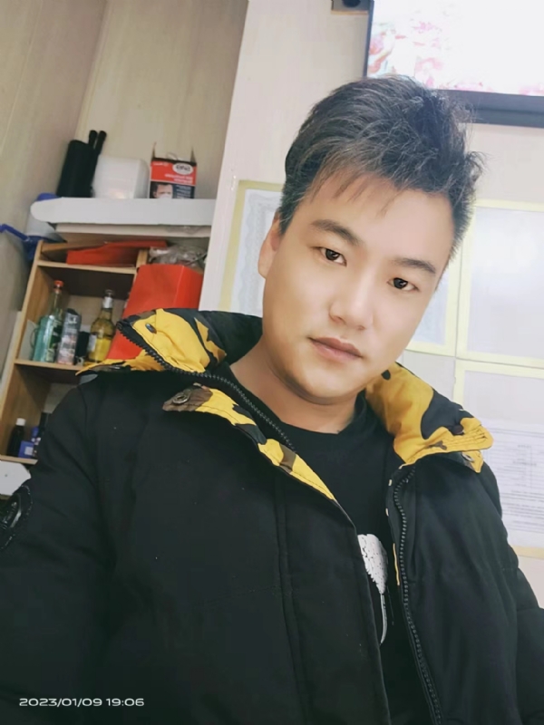 孤酒枕愁眼眠的第一张照片--连江相亲服务中心