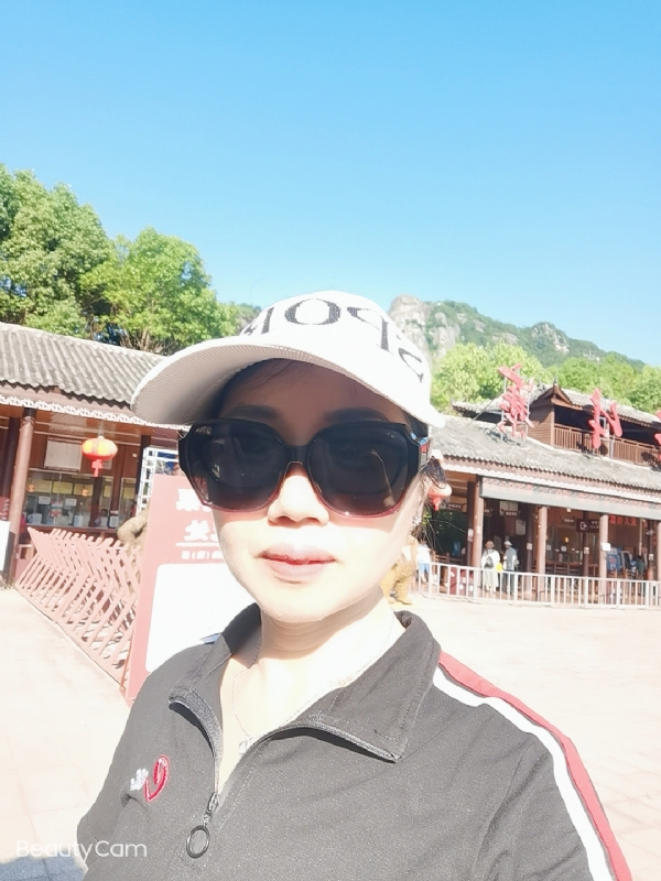 山百合的第一张照片--连江相亲服务中心