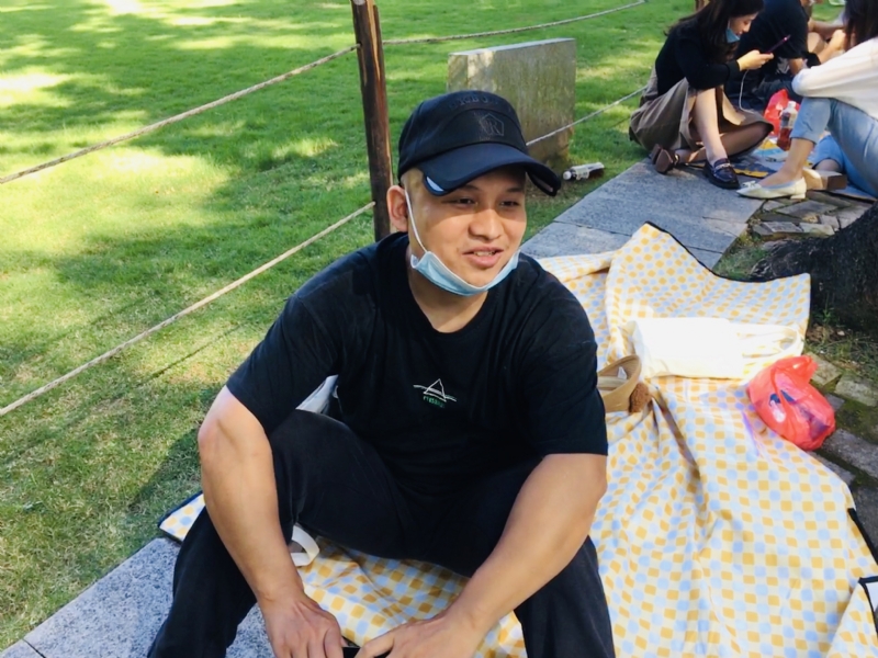 好大一颗石头的第一张照片--连江相亲服务中心