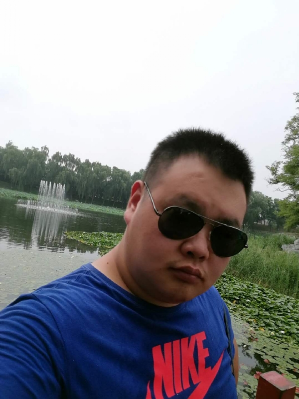 石头的第一张照片--连江相亲服务中心