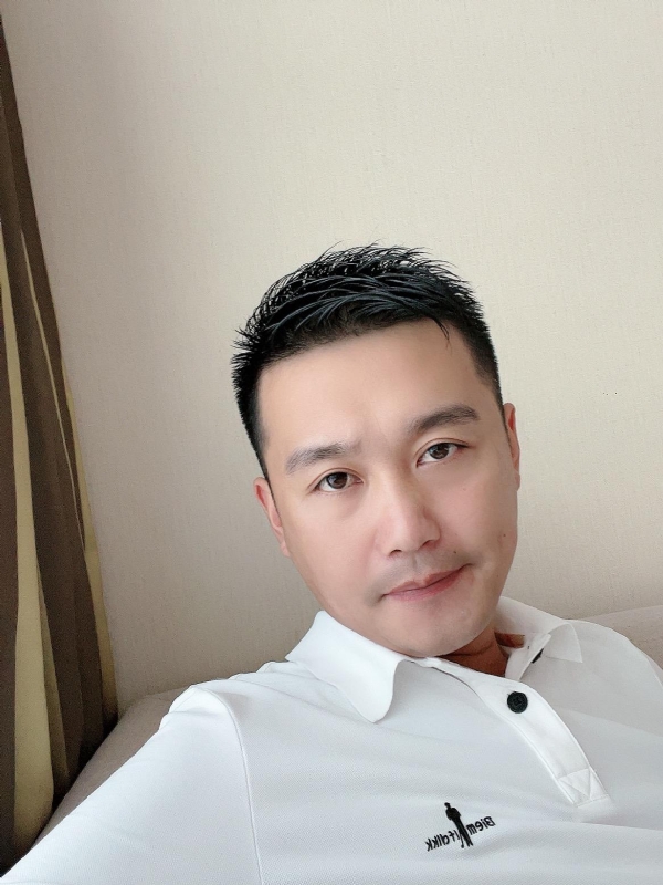 笑望人非的第一张照片--连江相亲服务中心