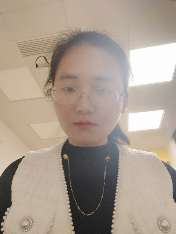 闲敲棋子的第一张照片--连江相亲服务中心
