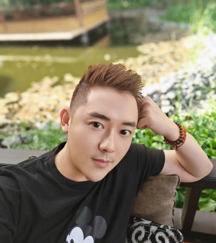 黄家豪的第二张照片--连江相亲服务中心