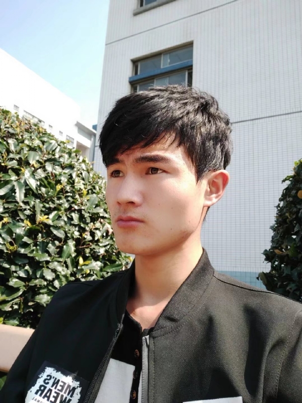 阳光男孩的第四张照片--连江相亲服务中心