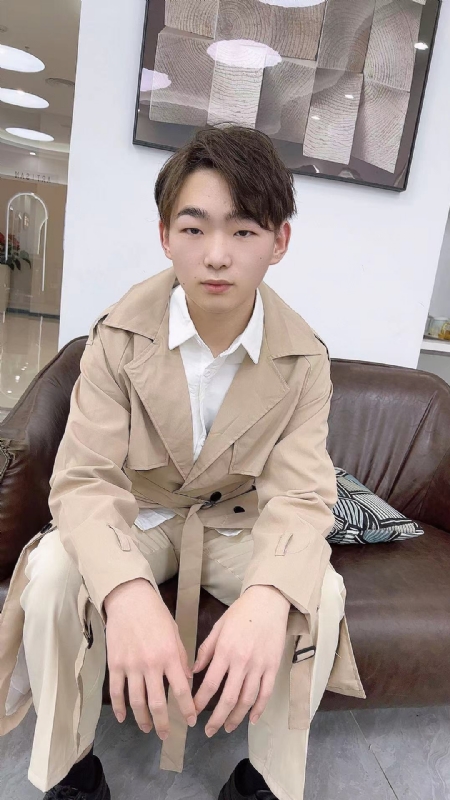 啊哲的第一张照片--连江相亲服务中心