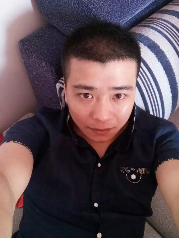 漫步的面包的第一张照片--连江相亲服务中心