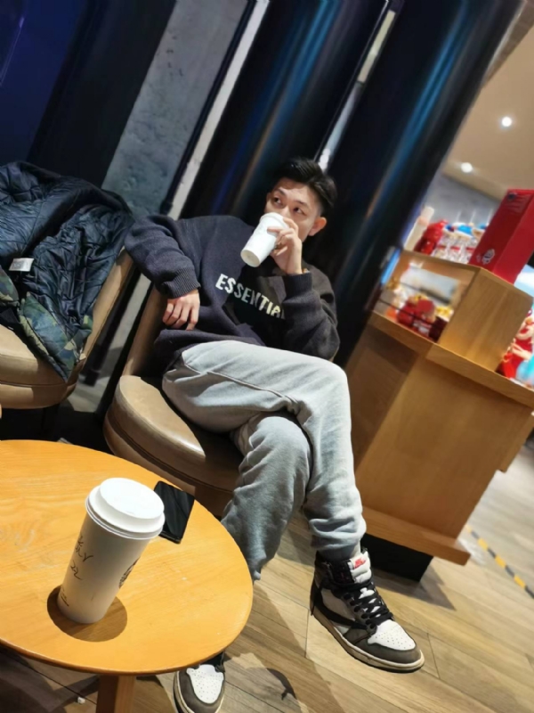 LAZY的第一张照片--连江相亲服务中心