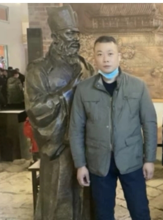 小峰的第一张照片--连江相亲服务中心