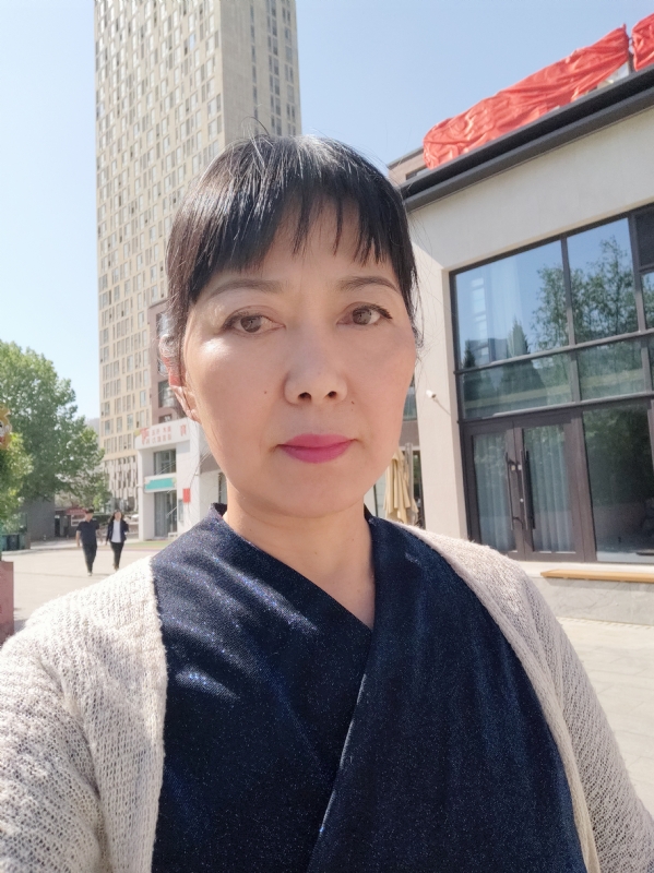 天山雪莲的第一张照片--连江相亲服务中心