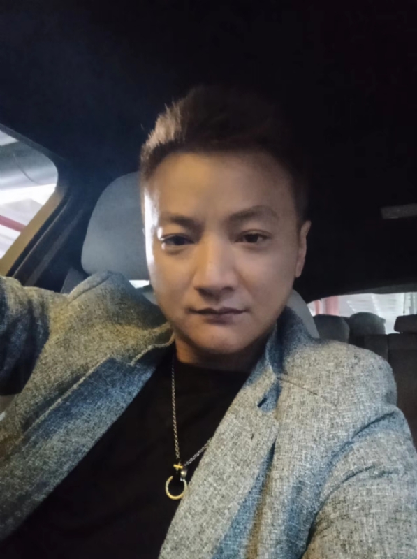 夜、有雨敲窗的第三张照片--连江相亲服务中心