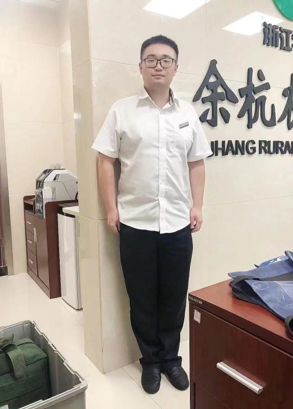 君临天下的第一张照片--连江相亲服务中心