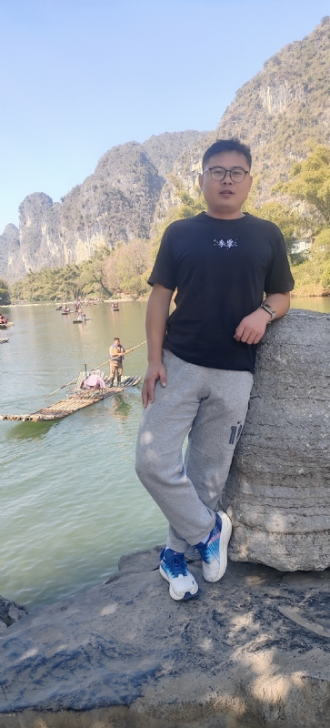 受过伤的狼的第三张照片--连江相亲服务中心