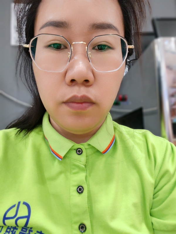 麻花小辫的第一张照片--连江相亲服务中心