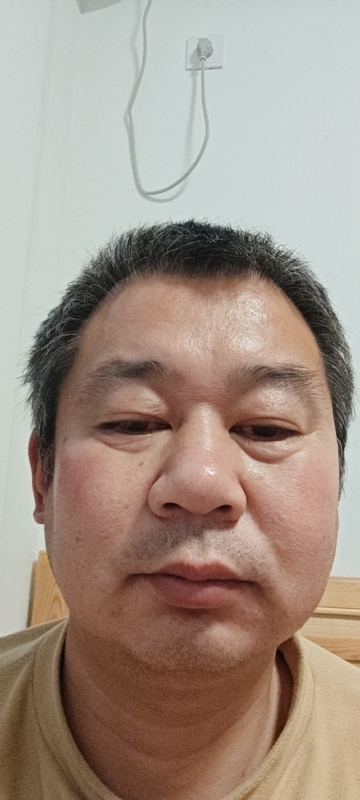 龙万的第一张照片--连江相亲服务中心