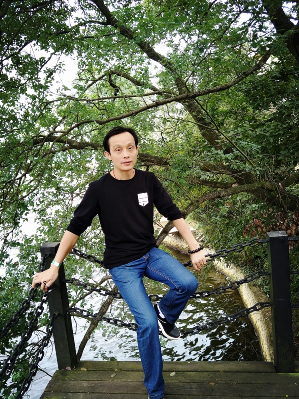 易进的第一张照片--连江相亲服务中心