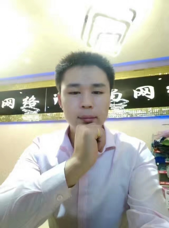 沉默寡言的第一张照片--连江相亲服务中心