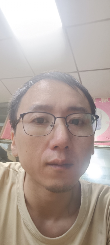 想胖的瘦子的第一张照片--连江相亲服务中心