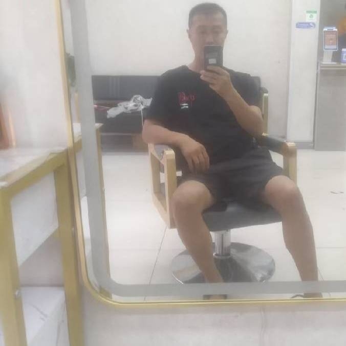 闫杰的第一张照片--连江相亲服务中心