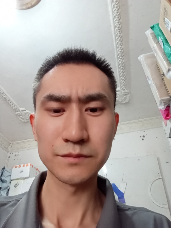 西门吹雪的第一张照片--连江相亲服务中心