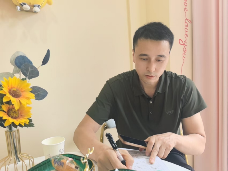 笑看一切的第二张照片--连江相亲服务中心