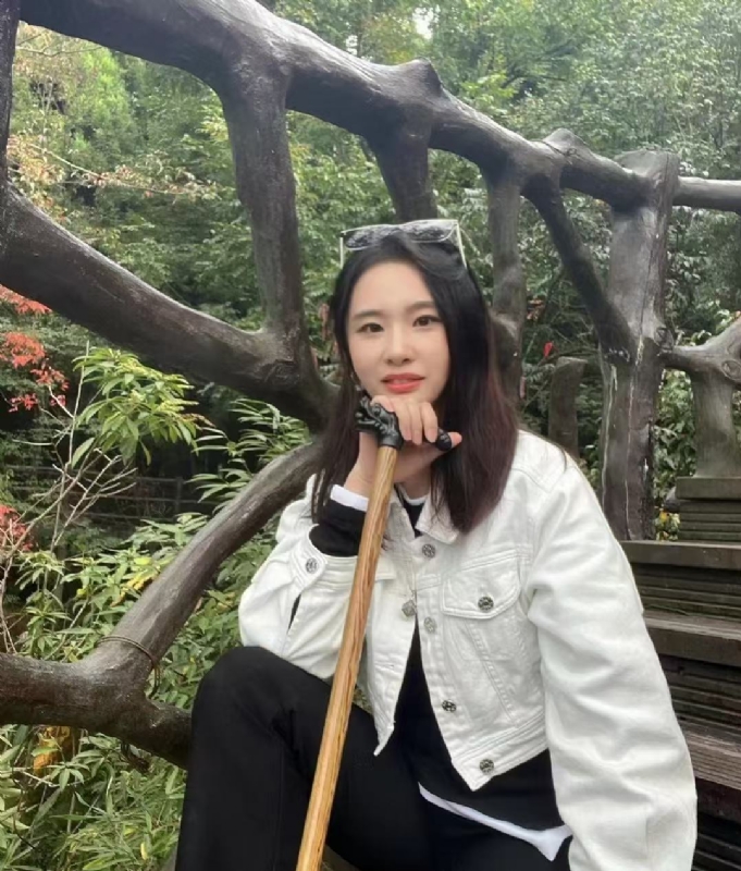琪琪的第一张照片--连江相亲服务中心