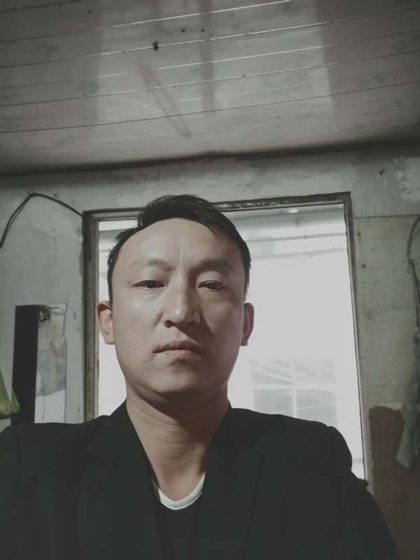 放弃爱你的第一张照片--连江相亲服务中心