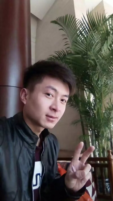 蓝锋的第一张照片--连江相亲服务中心