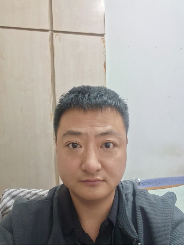 追爱大叔的第一张照片--连江相亲服务中心