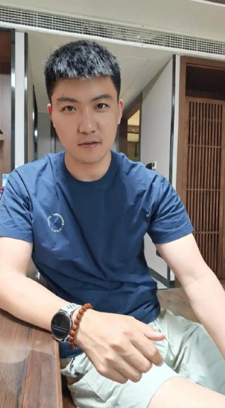 大鹏展翅的第一张照片--连江相亲服务中心