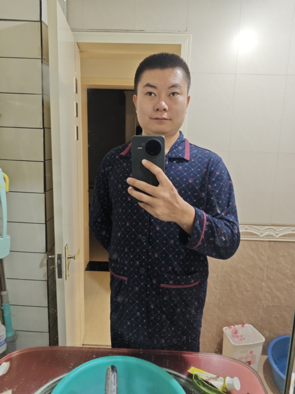 迷迷糊糊的第一张照片--连江相亲服务中心