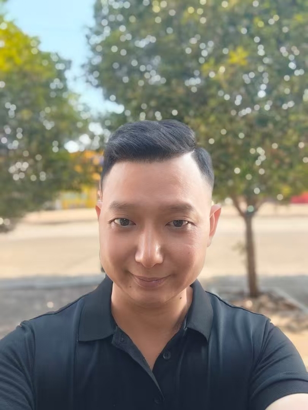 巷子里的猫的第一张照片--连江相亲服务中心