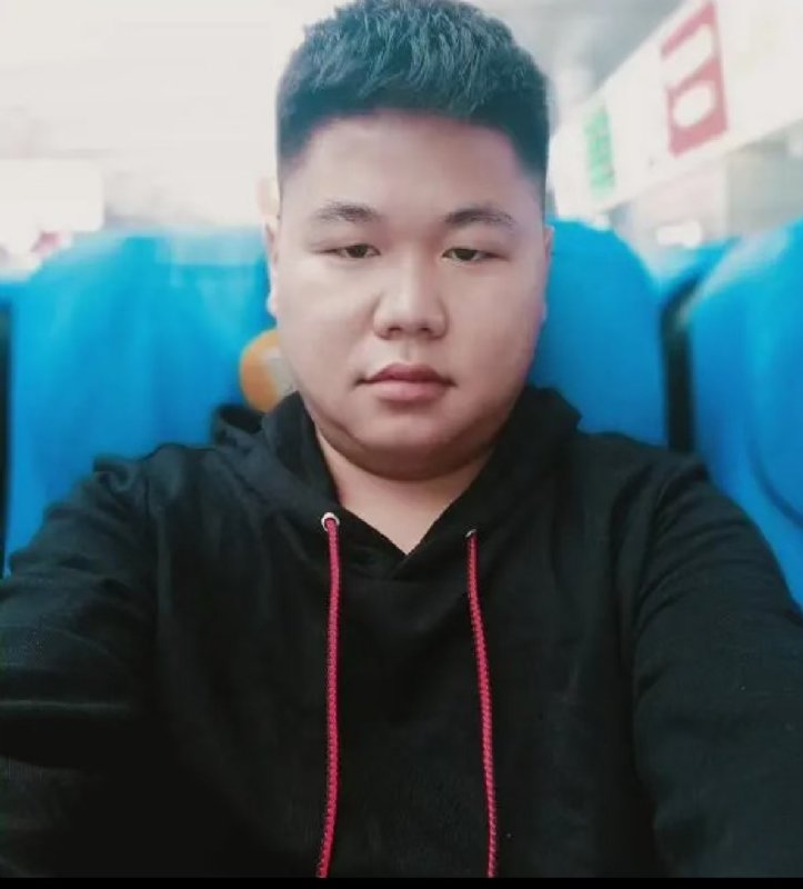 黄斌的第二张照片--连江相亲服务中心